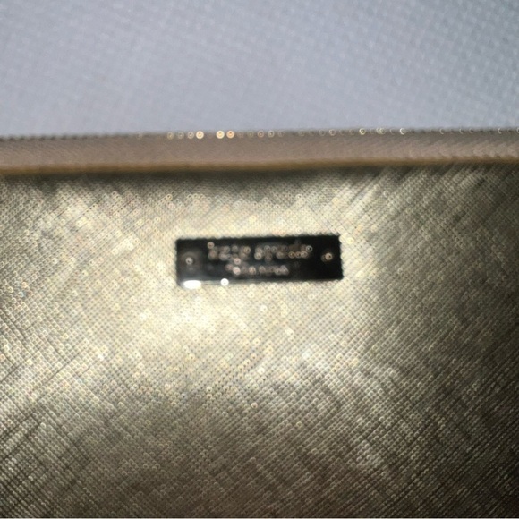 Kate Spade IPAD Cover​​​​ - Picture 12 of 13